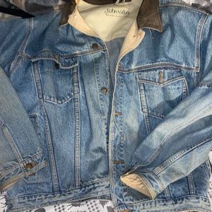 Vintage Authentic St.John bay denim jack leather collar
